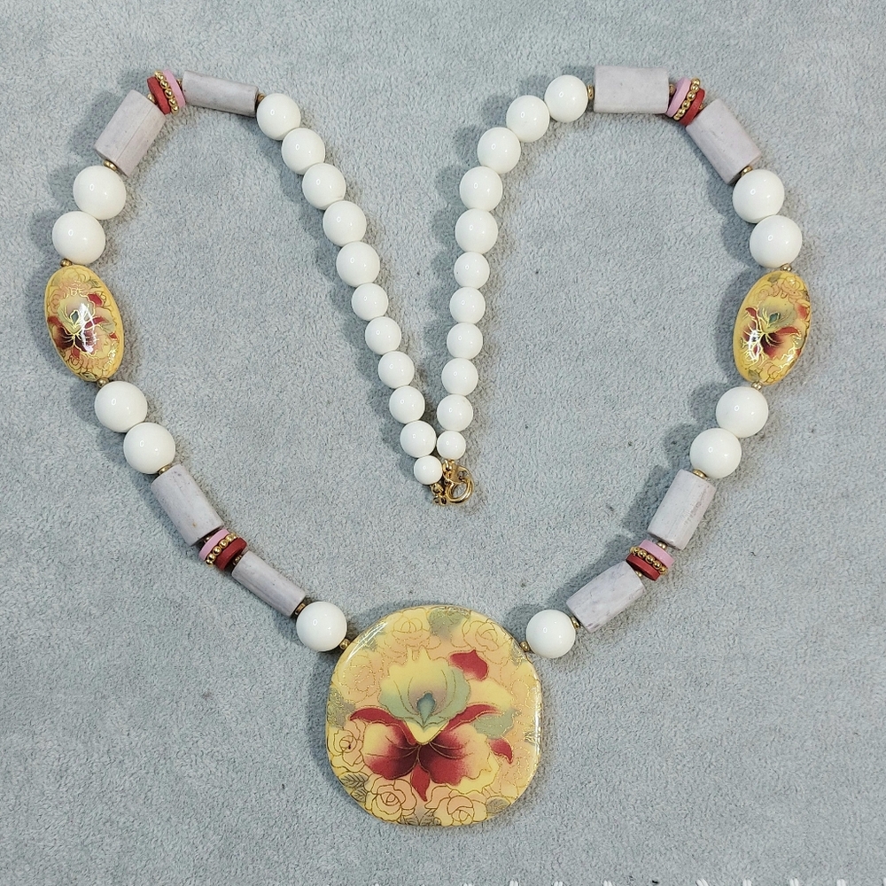 Vintage Japan Ceramic Beaded Necklace